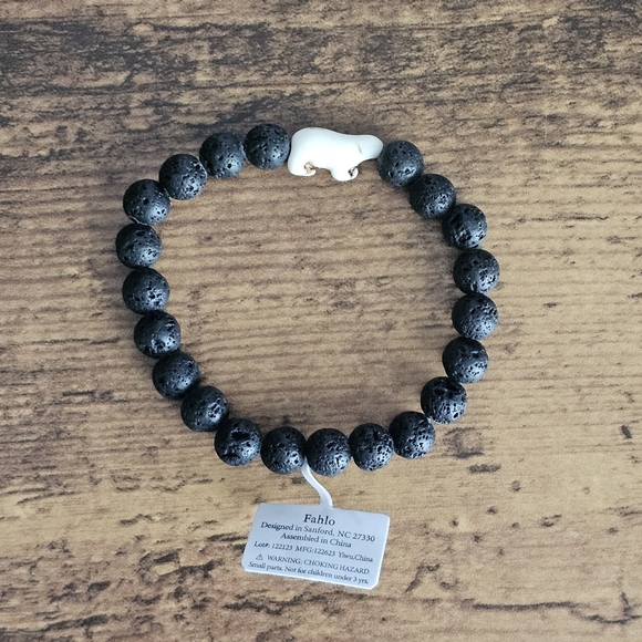 Fahlo The Venture Bracelet - Polar Bear, Lava Stone - Picture 3 of 5